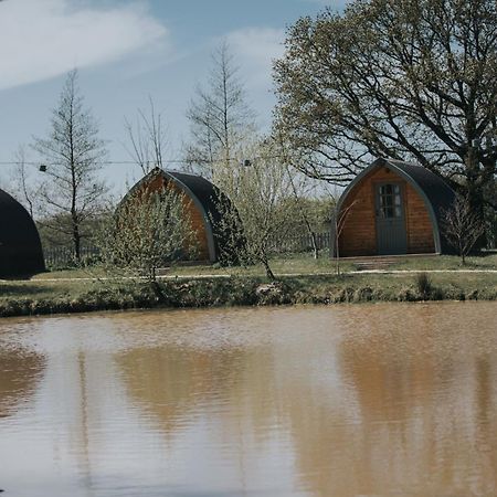 Charnock Farm Motel Leyland Eksteriør bilde